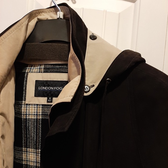 LADIES LONDON FOG RAINCOAT - Picture 6 of 11